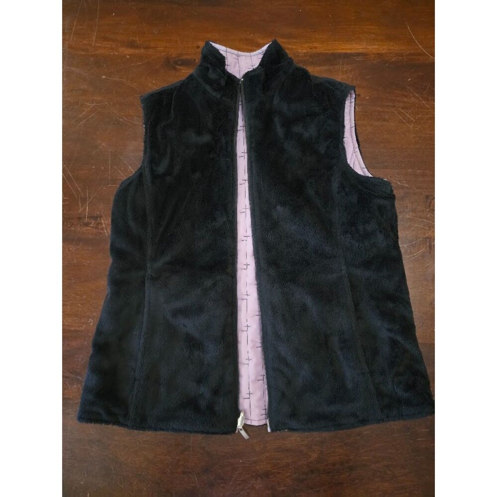 Cutter & Buck reversible vest with faux fur and light lavender quilted inside S